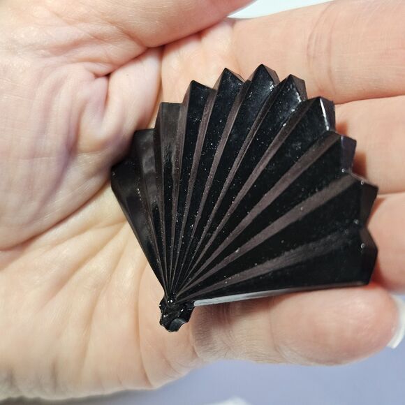 Vintage Black Plastic Fan Pin Brooch - Picture 2 of 9